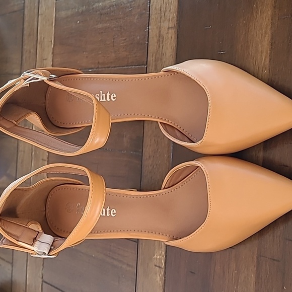 Fereshte pointed toe strapy heels AE size 265, US 11 - Picture 2 of 5